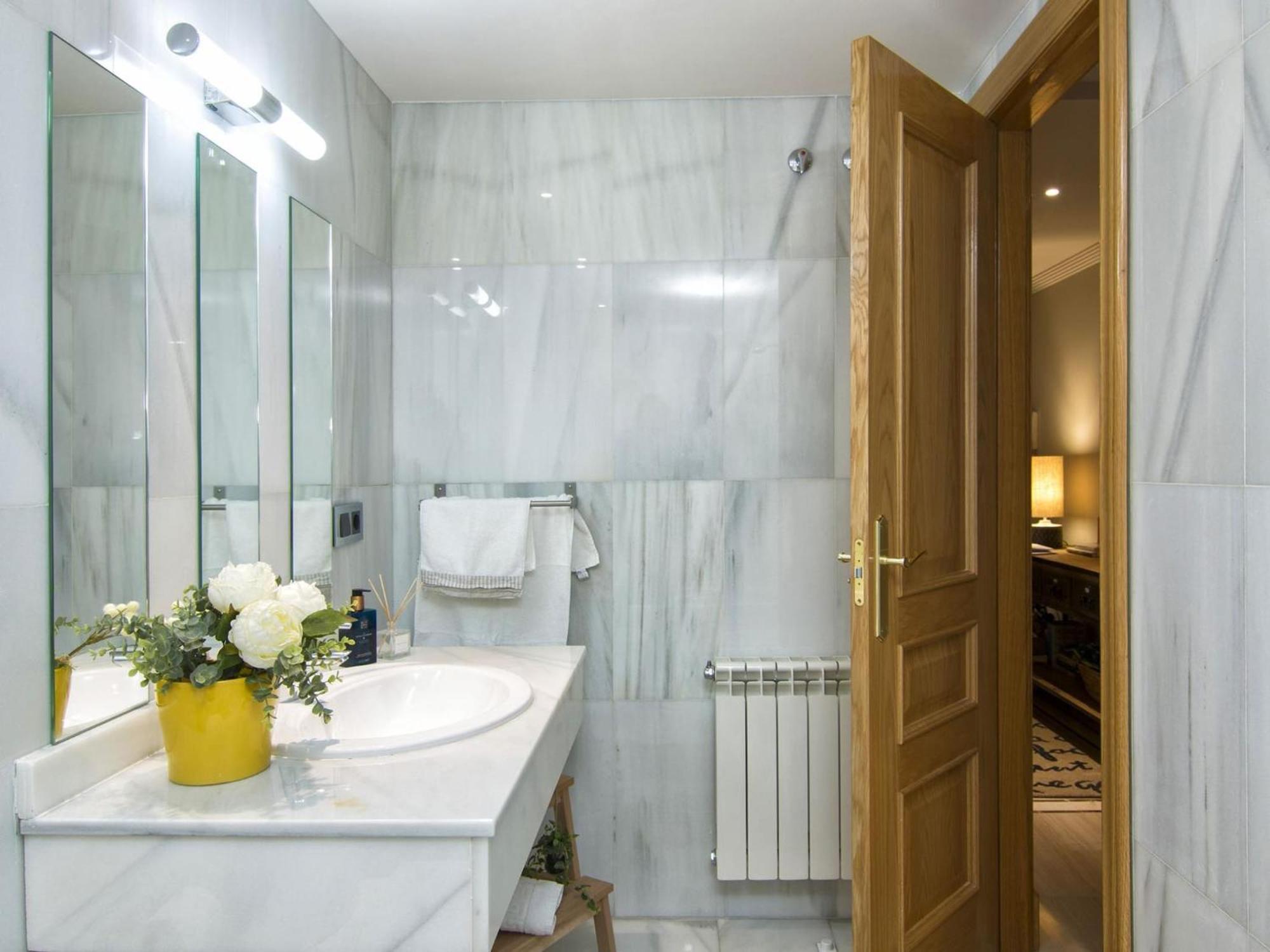 Elegant Town Hall Apartment With Views Гранада Екстер'єр фото