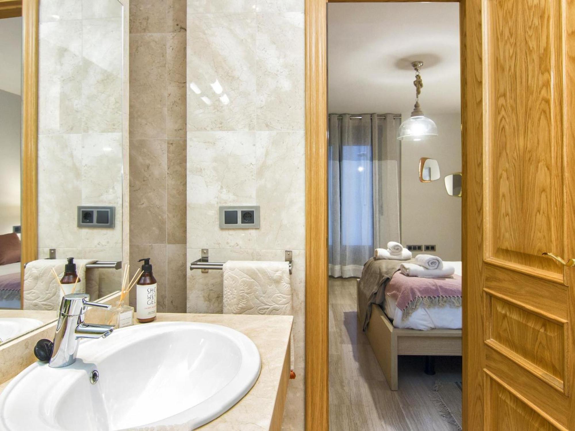 Elegant Town Hall Apartment With Views Гранада Екстер'єр фото